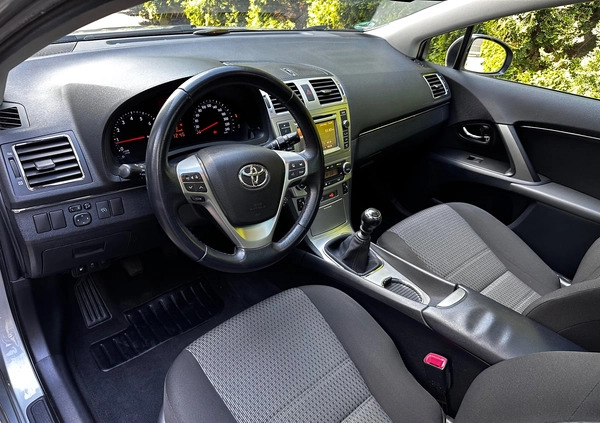 Toyota Avensis cena 43900 przebieg: 168000, rok produkcji 2013 z Limanowa małe 631